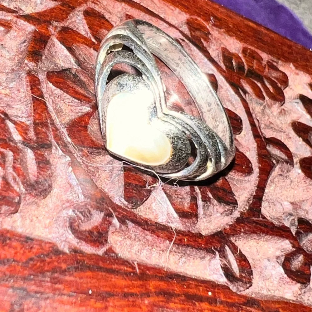 Kabana 925 heart inlay ‎ ring size 7 mother of pearl